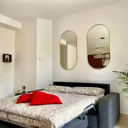 Daire Ad Un Passo Dal - Giardino Privato E Relax